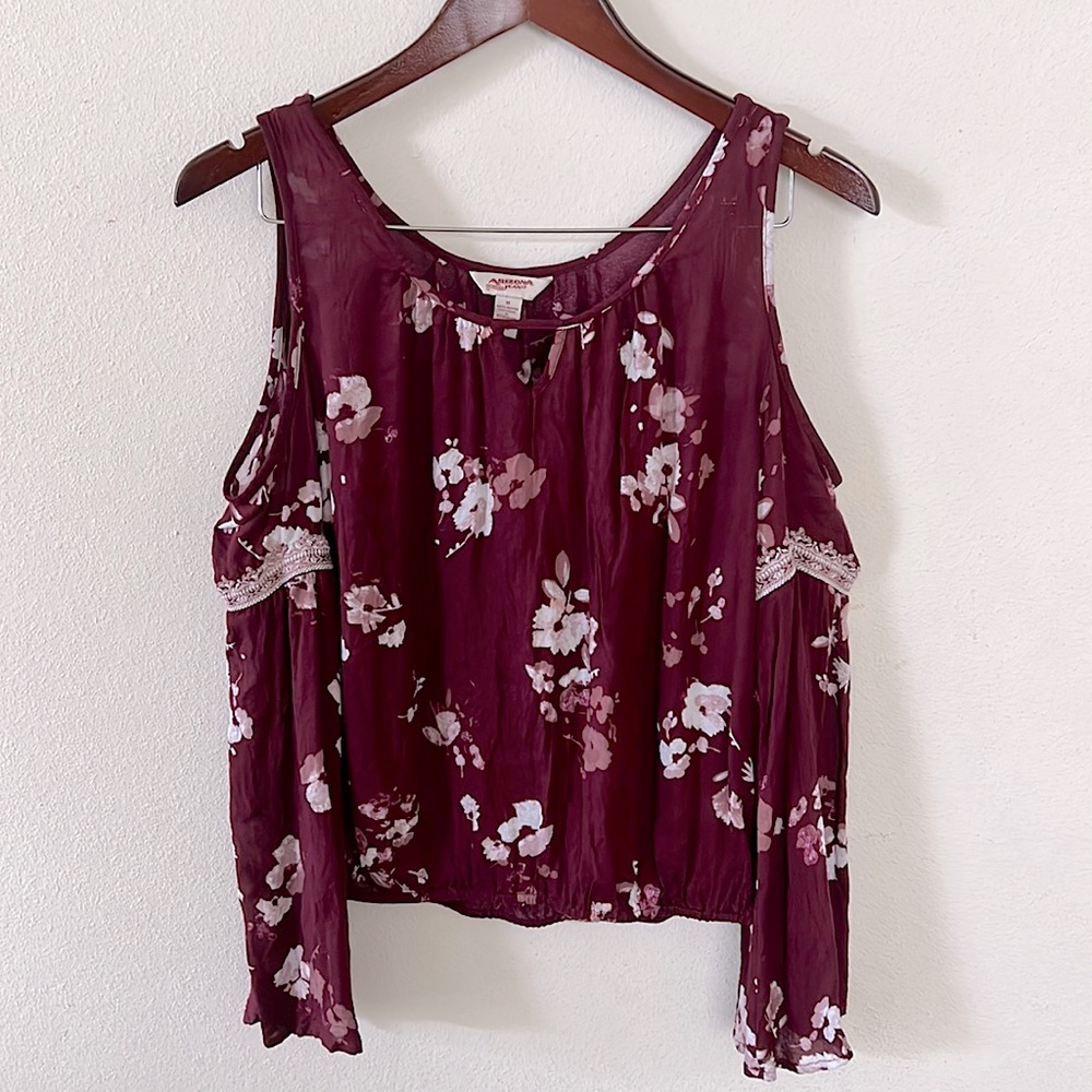 Arizona Cold-Shoulder Floral Longsleeve